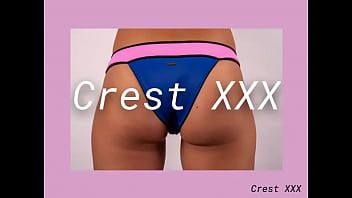 Jouer Cam Crest baise un modèle super chaud avec sa grosse bite américaine circoncise et dure. elle aime avoir une bite dans sa chatte rasée et humide.