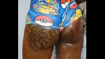 Reproducir Stripper sexy dando cabeza descuidada con el culo arriba rebotando a esta chica tan jodidamente sexy chupando polla ingenio ese phat culo botín y siendo follada duro y montando polla culo suelto botín ... (onlyfans.com/kennba) twitter: @ kddagoat9
