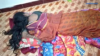 play সুন্দরী যুবতী বোনের সাথে মর্নিং ফাক