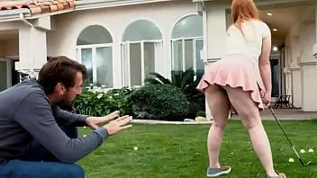 play Kızıl saçlı üvey kızıyla golf oynamak cinsel ilişkiye girdi! steve holmes & cleo clementine - freetaboo.net'te tam film