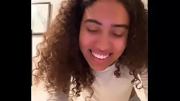 Reproducir Tiktok live seethrough nombre en video