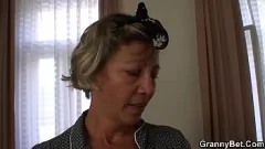 Abspielen Hangover Hottie: MILF wird von einem großen Schwanz gepflügt