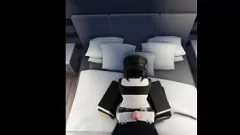 Reproduzir Eboy sem cabeça fica sujo com Egirl perfumada em uma aventura de condomínio