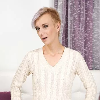 Pornostar Belinda Bee